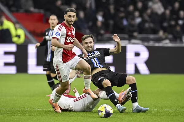 Ajax yang tak berdaya ditahan imbang di kandang sendiri oleh Heerenveen